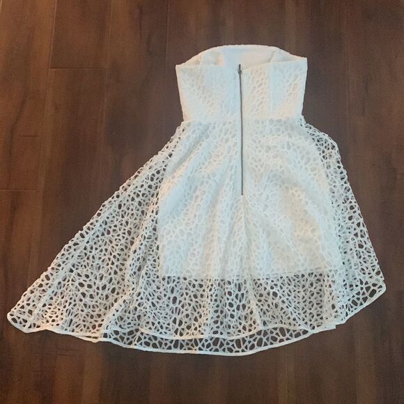 KEEPSAKE Label Midnight Hour Strapless Lace F&F Dress - Picture 6 of 8